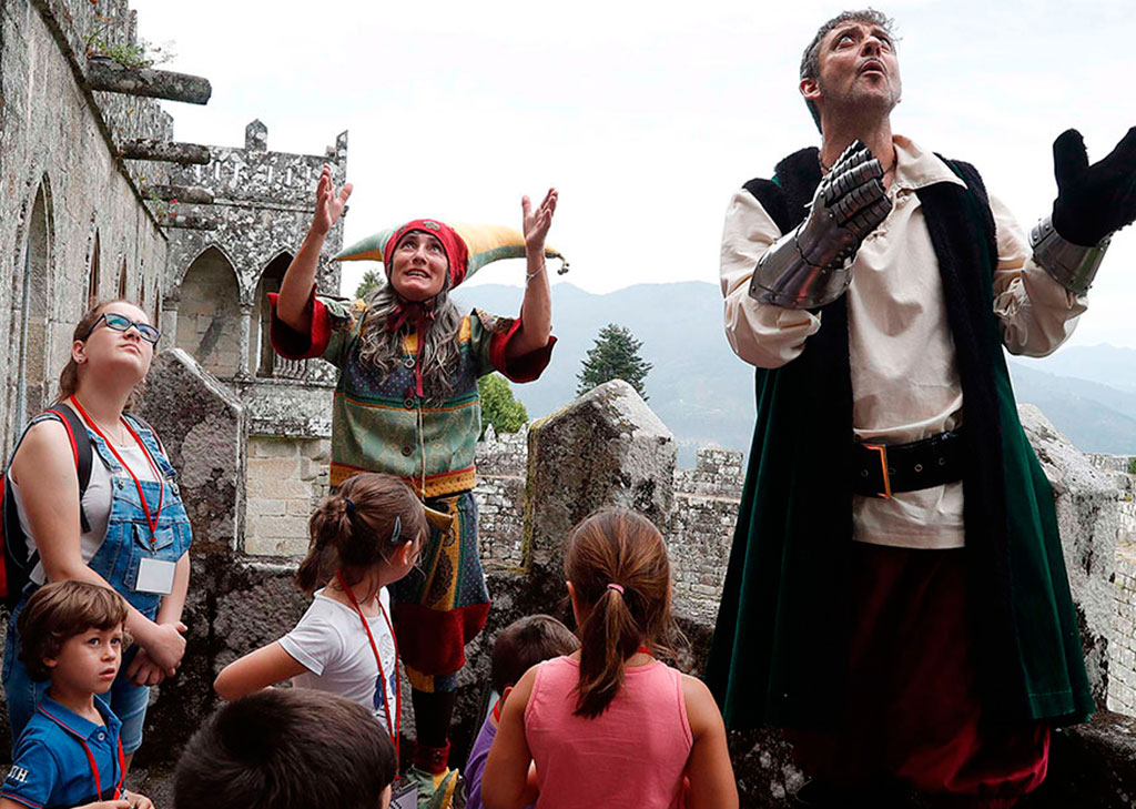 El Castillo de Soutomaior recupera sus visitas teatralizadas, con más de 2.000 plazas disponibles